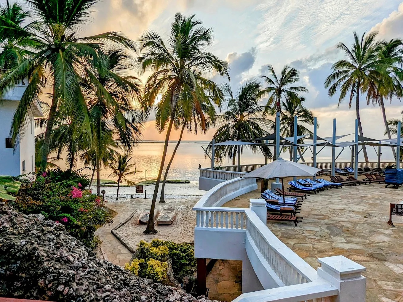 Voyager Beach Resort